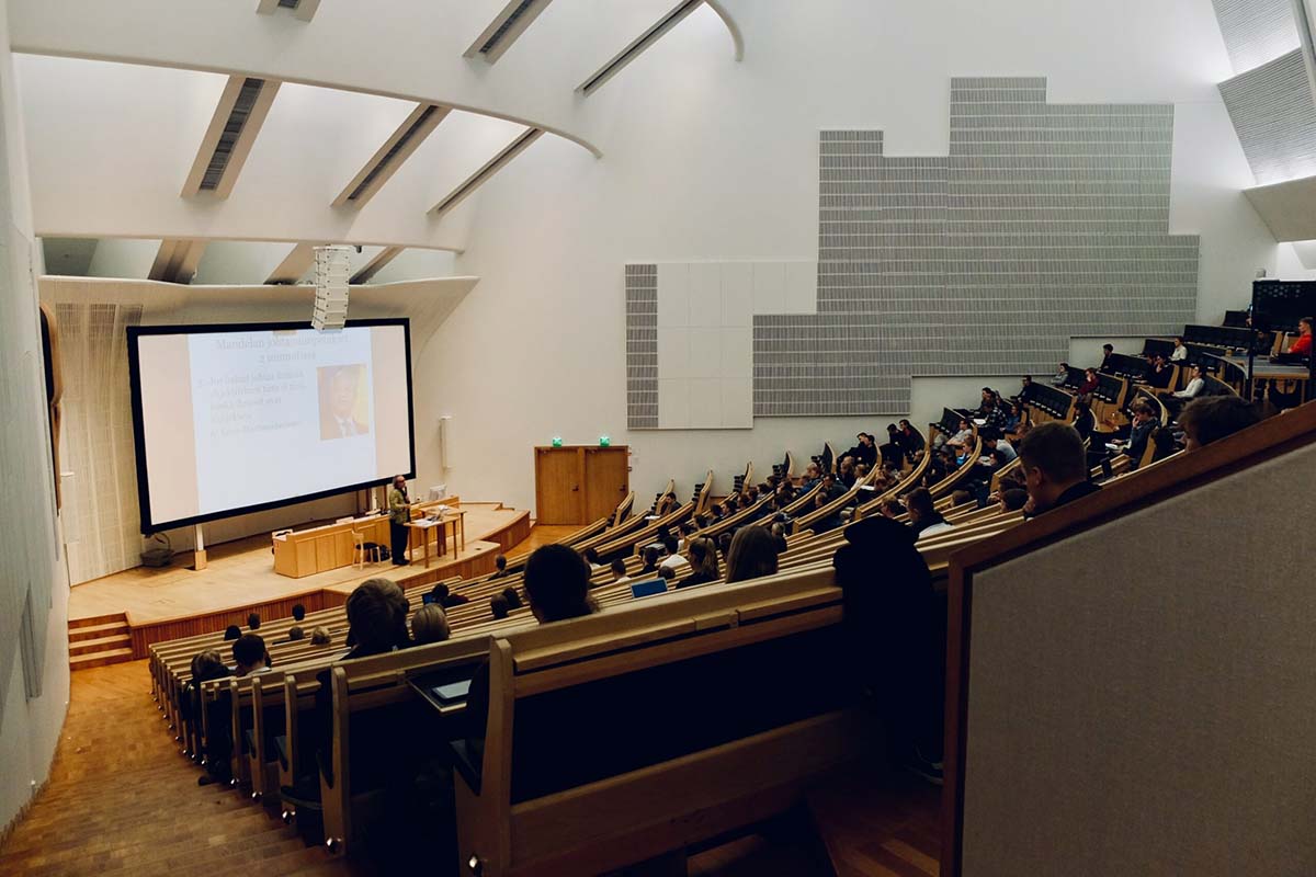 Classroom at Saint Louis University near the Victor apartments.